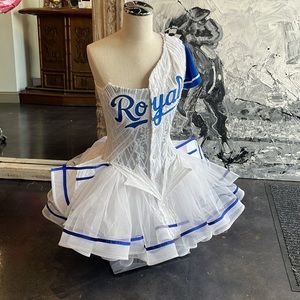Royals dress costume